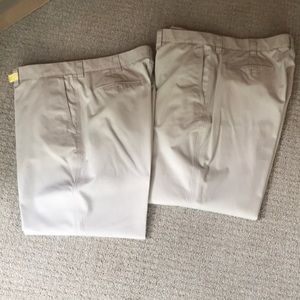 LL Bean size 36x29 classic fit barely worn